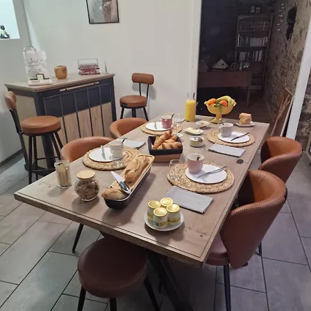 L'escapade Coloree Anciennement La Vieille Forge Bed & Breakfast